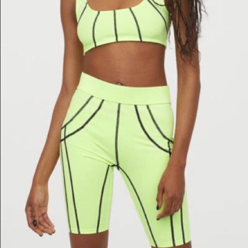 Justin Skye x H&M Cycling Shorts and  Sports Bra!